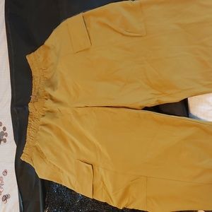 Fabletic Lightweight Utility Pants in size Large